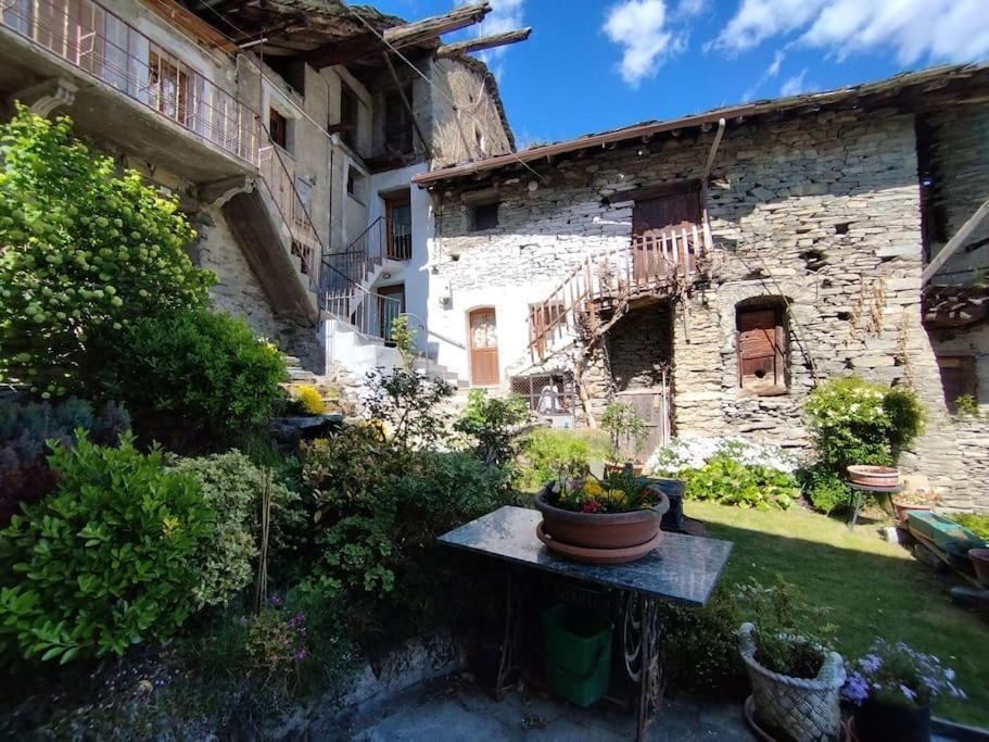 Chambave Hameau Gubioche, Casa Vacanze מראה חיצוני תמונה